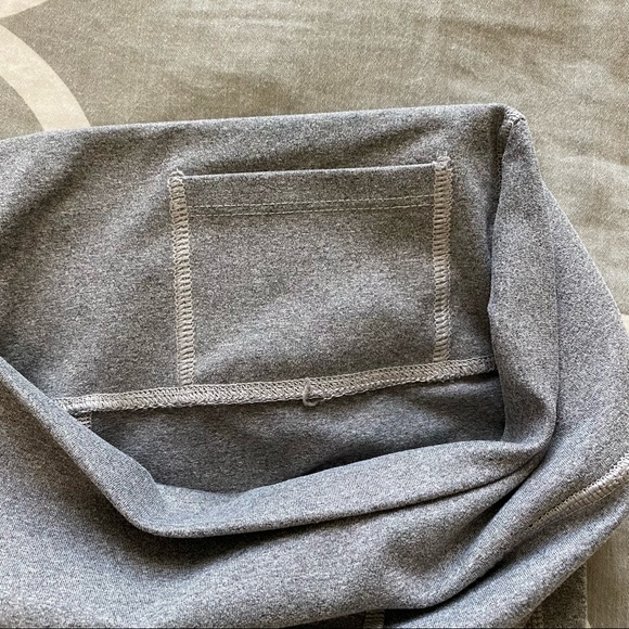 Fabletics Heather Gray Athletic Leggings High Waisted Size XS - Picture 4 of 6